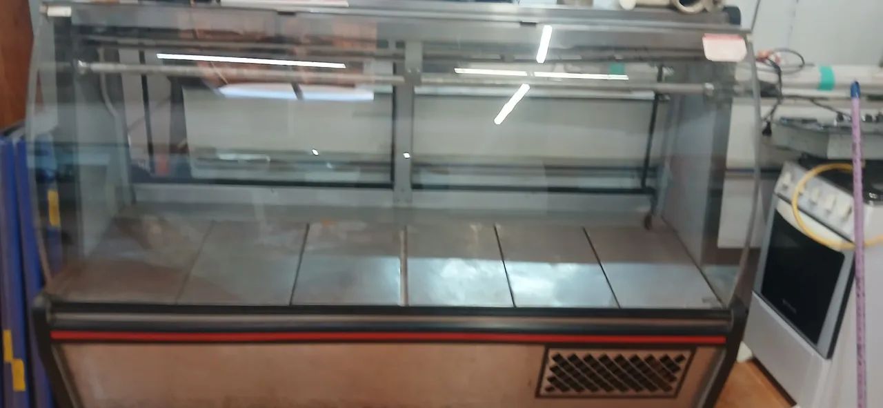 Vendo balcão refrigerado para açougue 