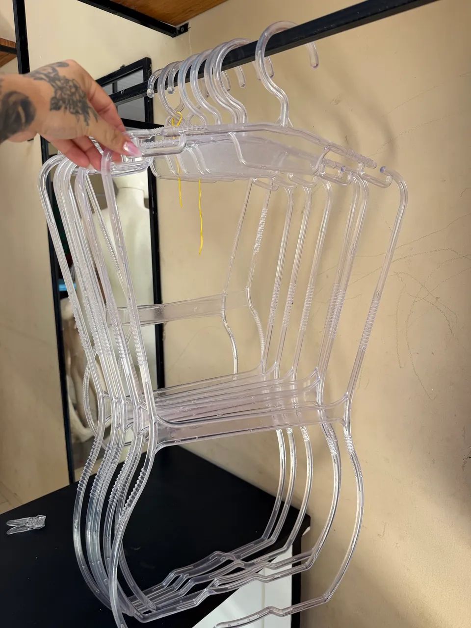 Vende-se manequins e cabides  - Foto 3