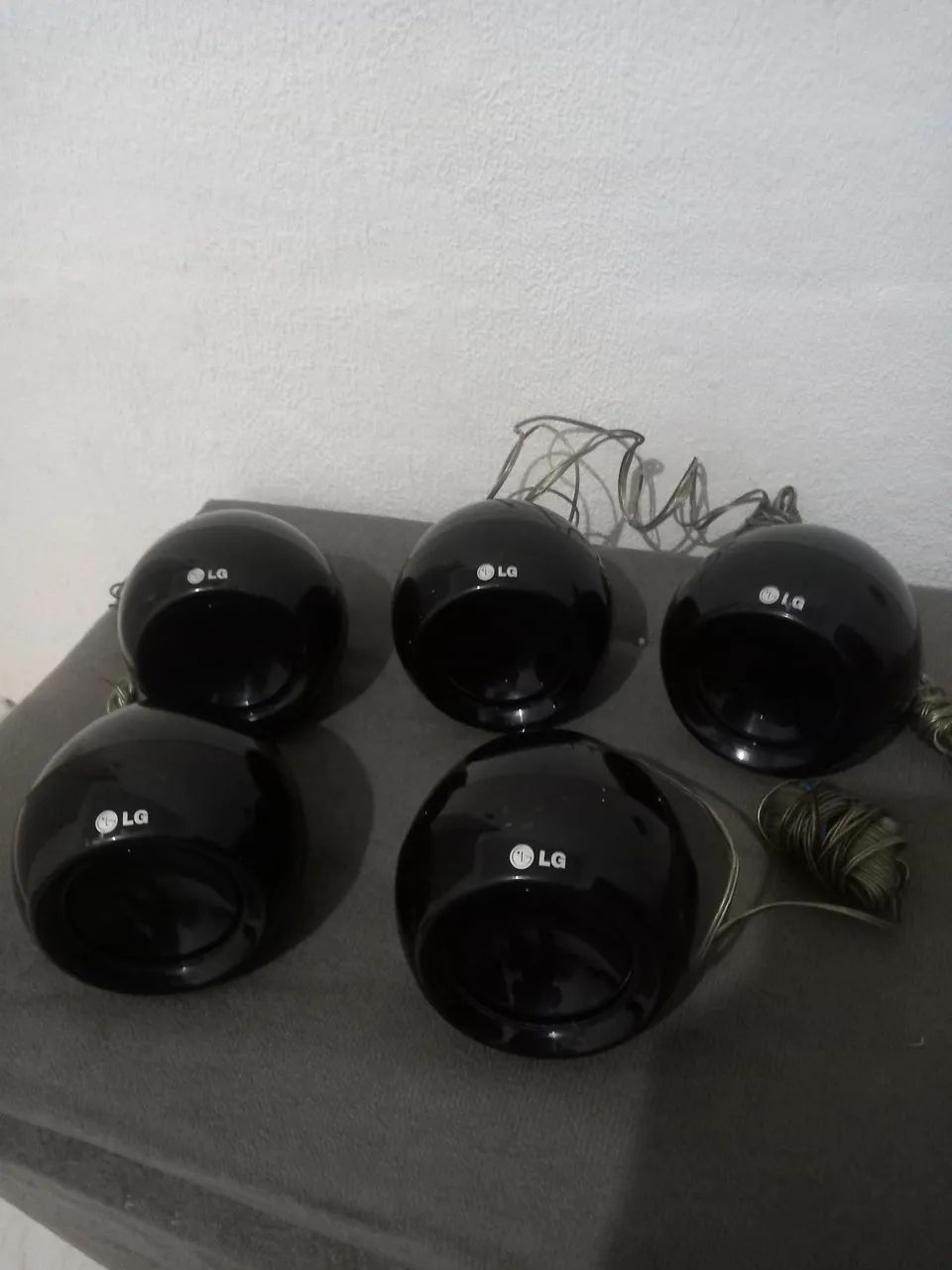 Caixinhas de som LG 