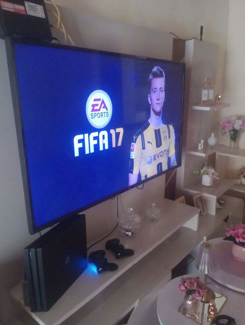 PS4 slim 4K  - Foto 3
