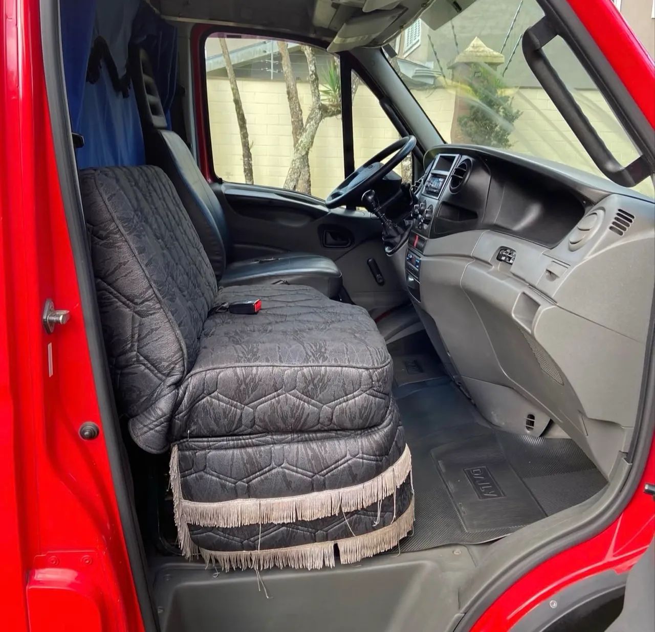Iveco Daily  Baú  - Foto 4