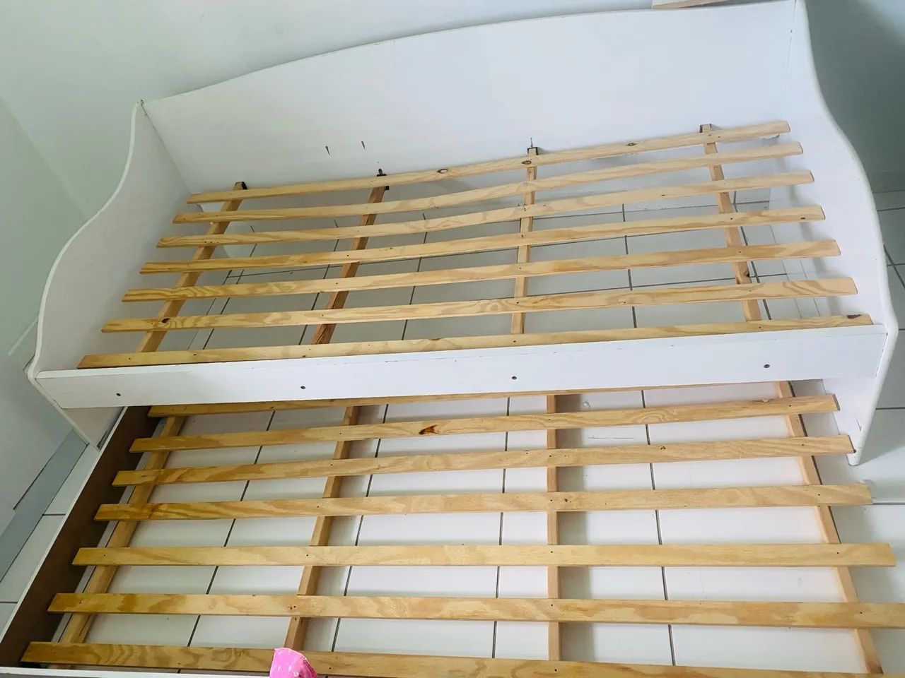 Vendo Cama Retrátil e Guarda Roupa  - Foto 2
