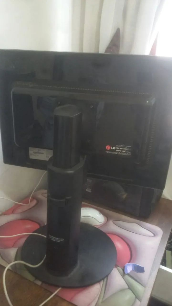 Munitor lg 4k 18 polegadas  - Foto 2