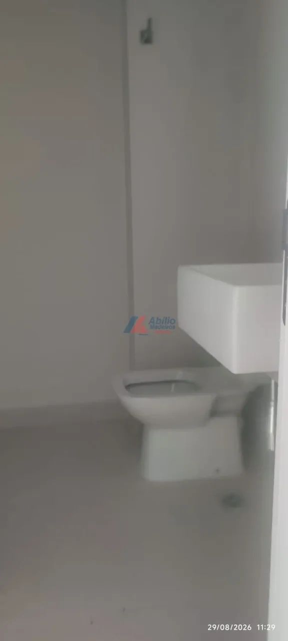 Comercial - Metropolitan Med Center - Foto 5