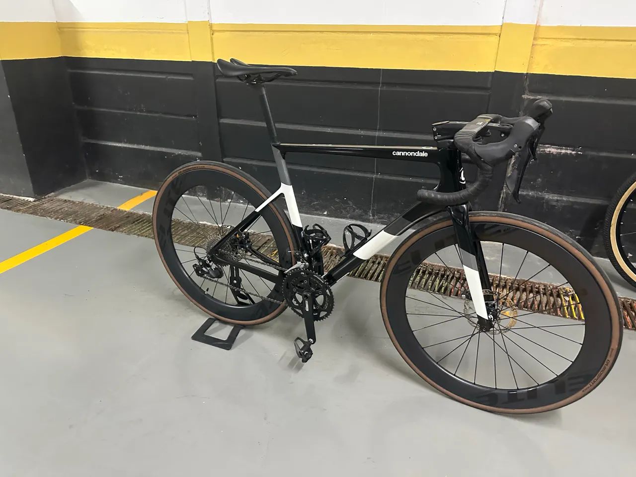 Bike Speed Cannondale Supersix disc 56  - Foto 6