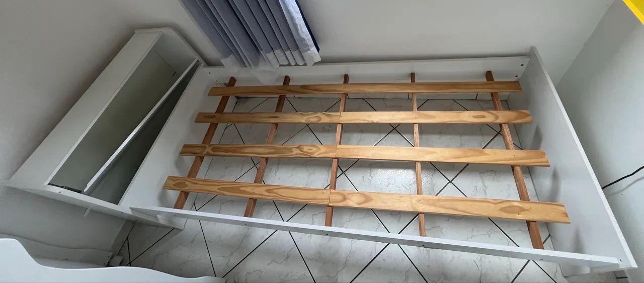 Vendo cama solteiro