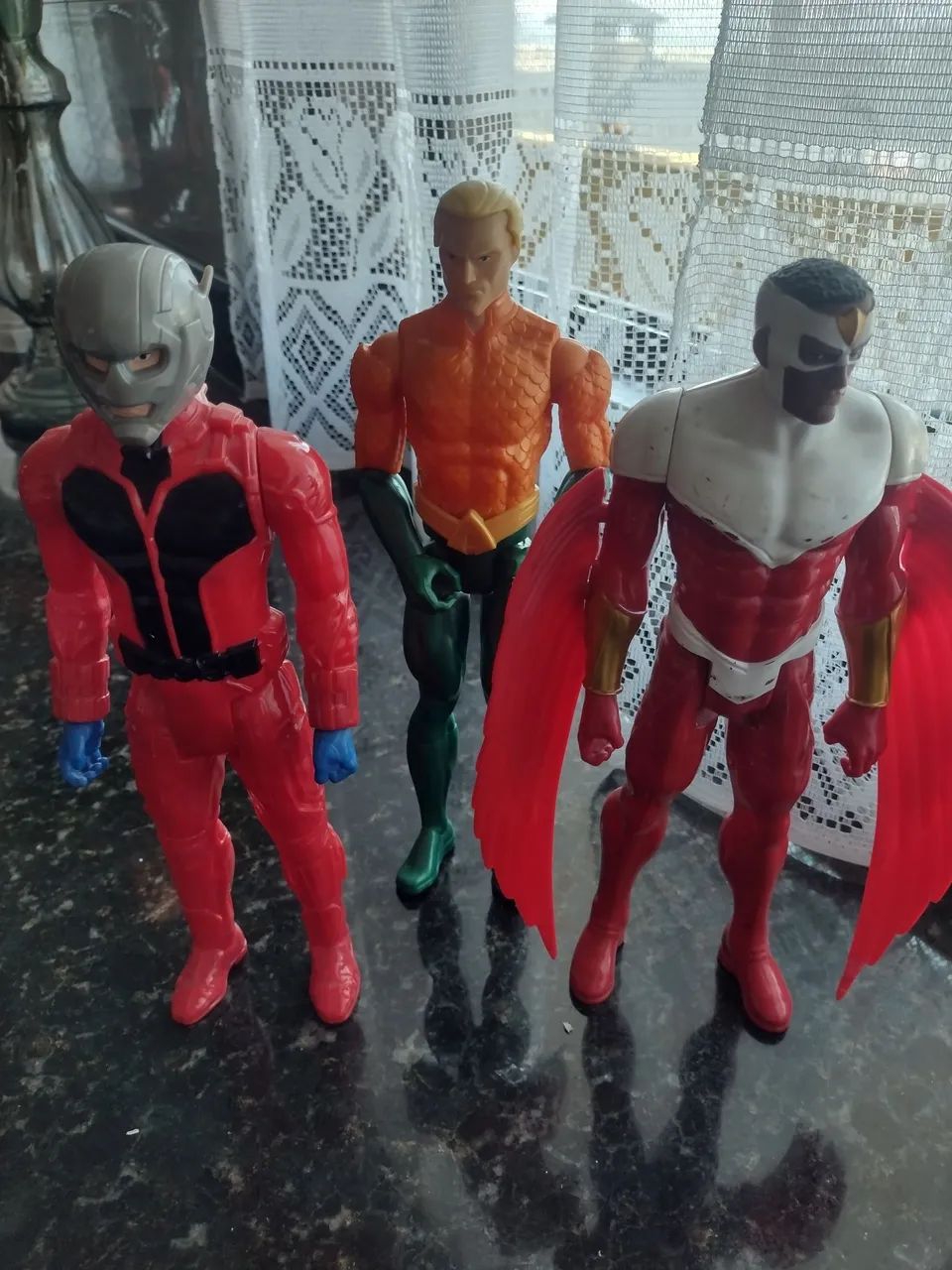 Bonecos Marvel 