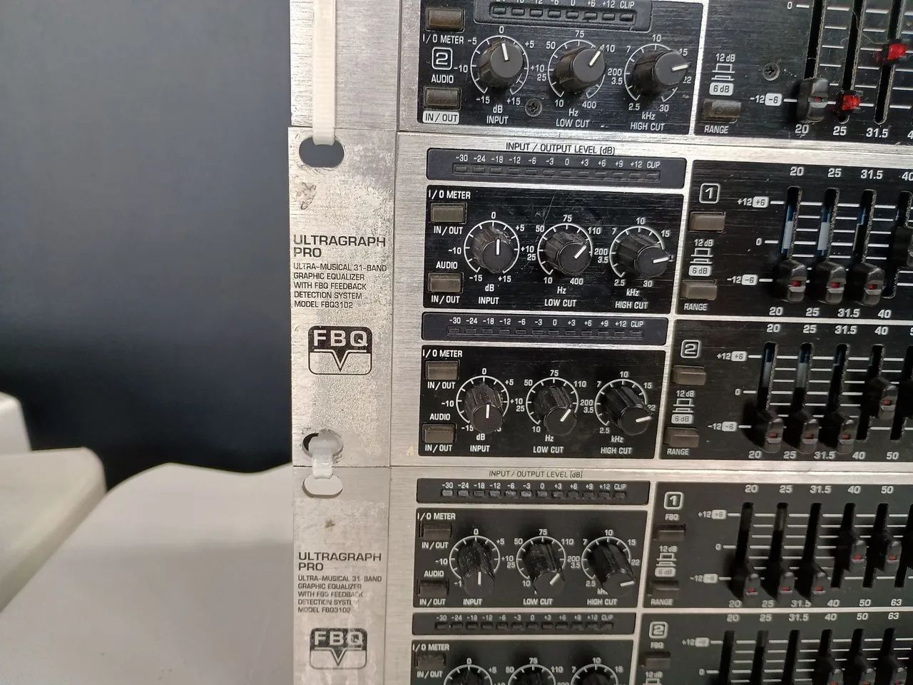 Behringer FBQ 6200 e 3102 equalizadores de 31bandas - Foto 3
