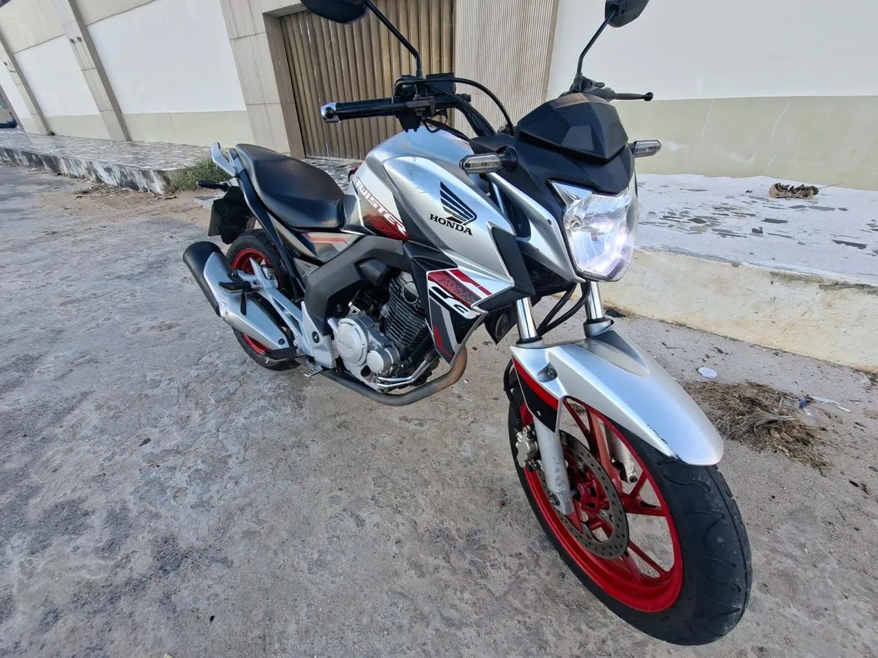 Cb250 Twister 2021 - Foto 2