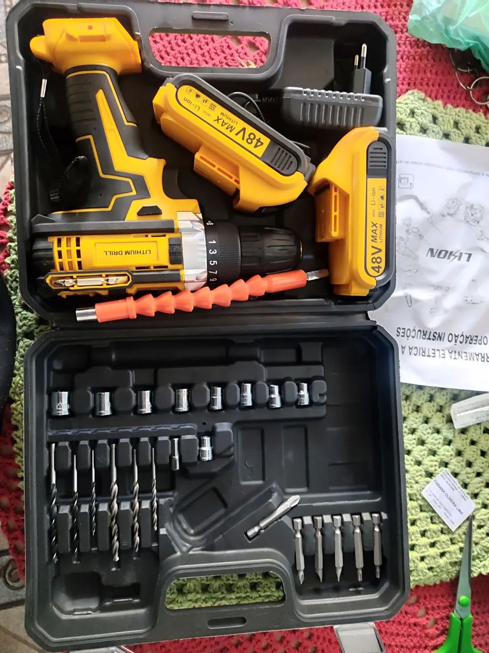 Furadeira e Parafusadeira 48V Sem Fio + 2 Baterias + Maleta Nova
