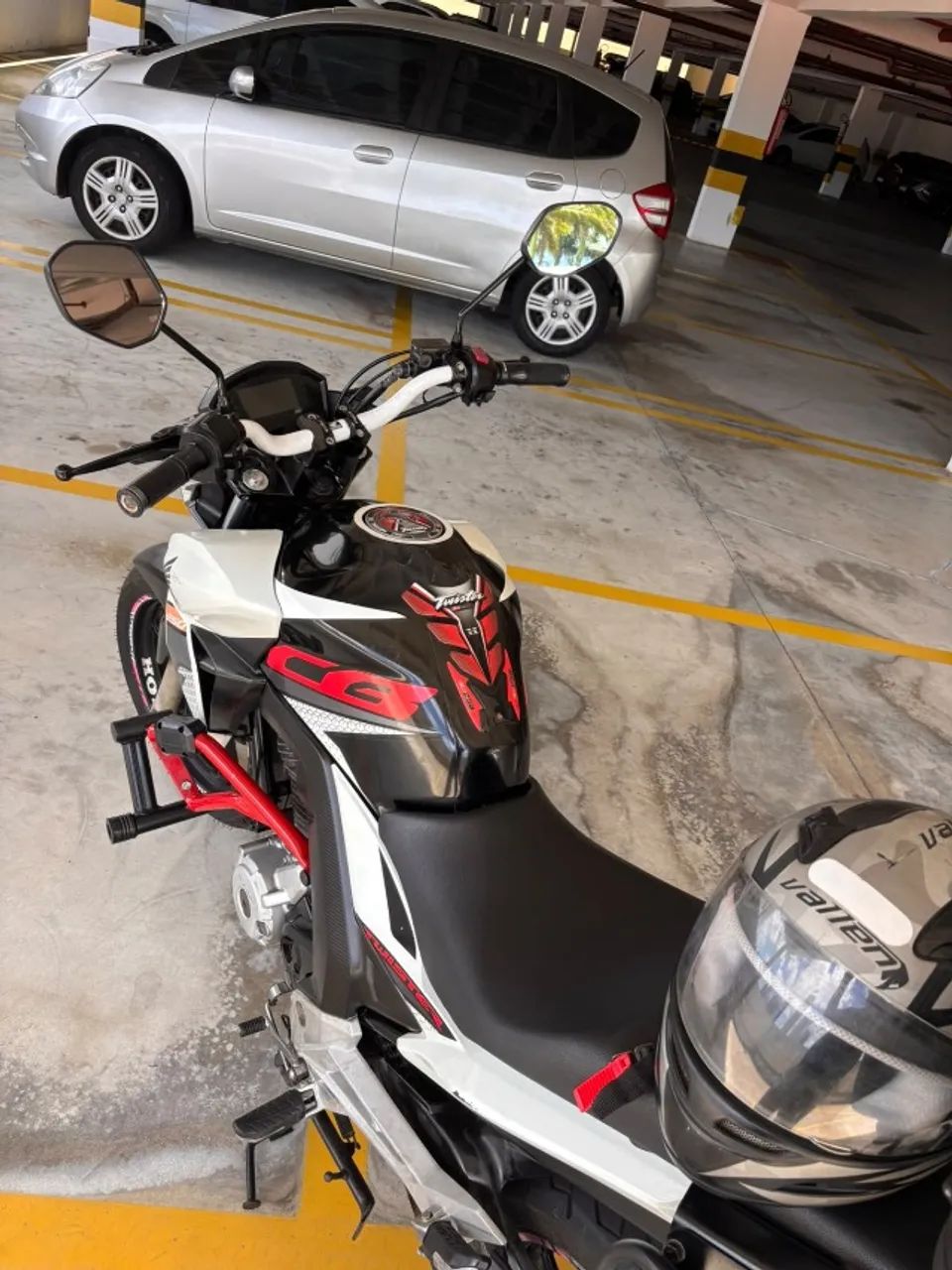 CB 250 Twister - Foto 5