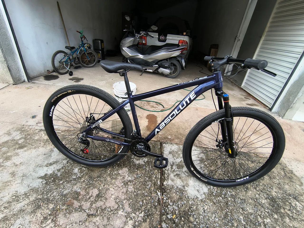 Vendo bicicleta Absolute nero5 