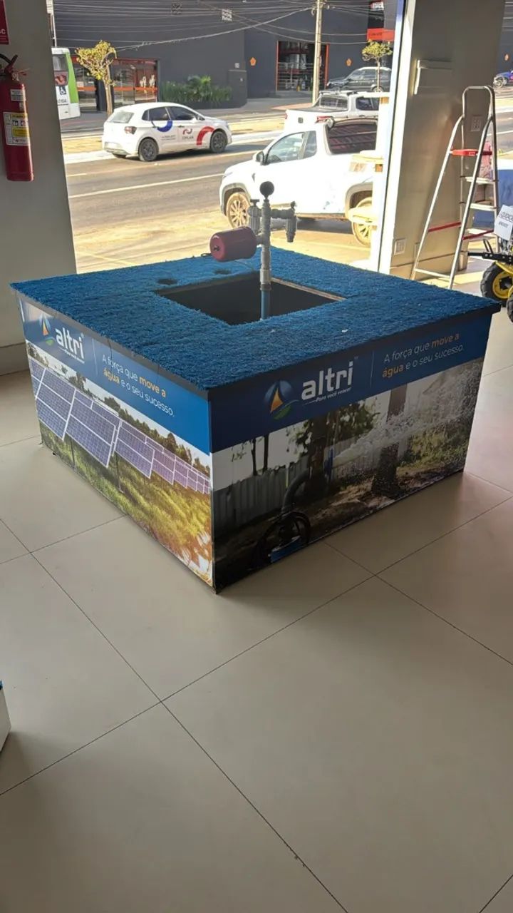 Caixa de água expositor