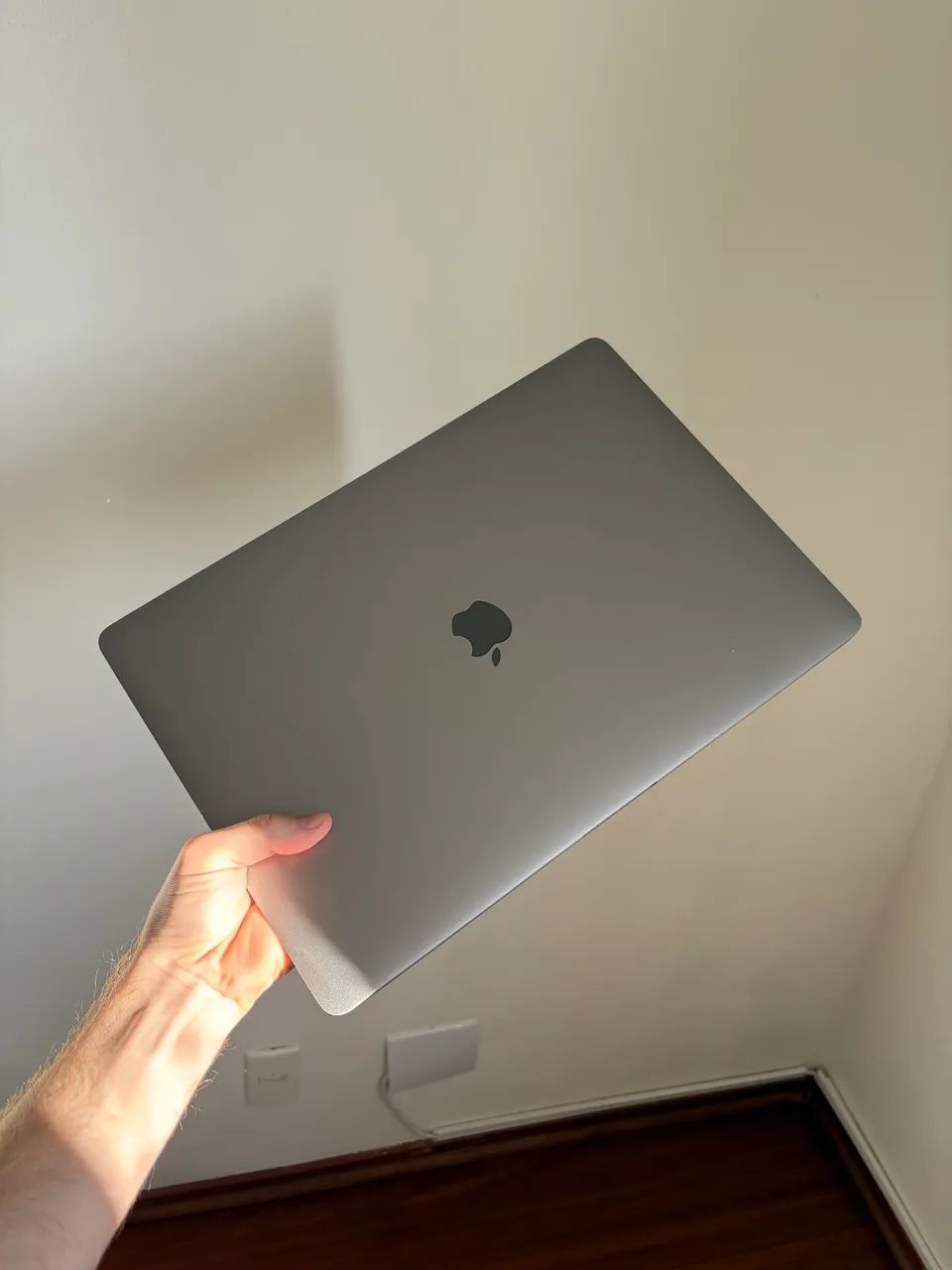 MacBook PRO 2019 i9 32GB 512GB Touch Bar - Notebooks - Vila Lemos