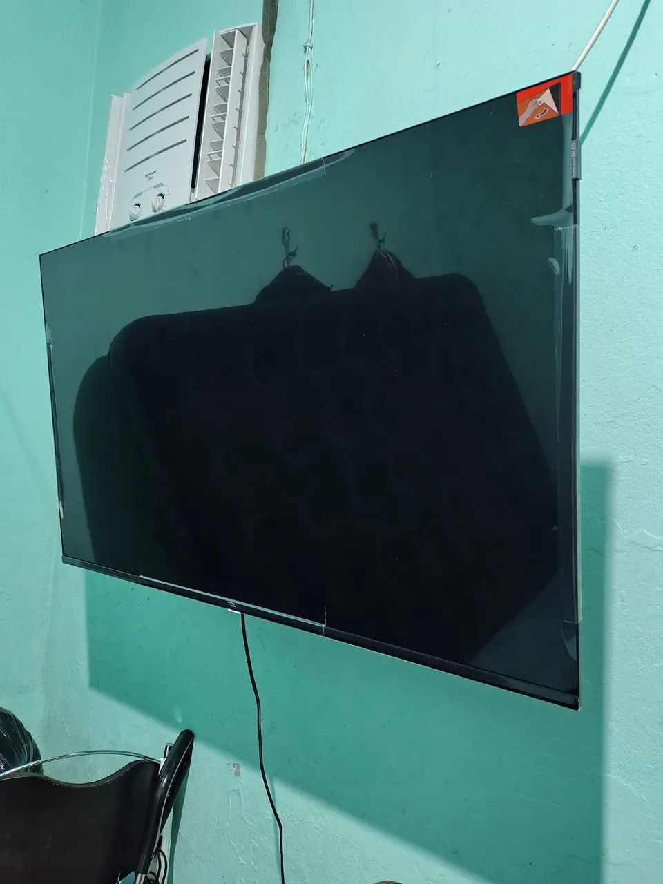 Vende-se Tv Smart TCL 43 polegadas NOVA - Foto 3