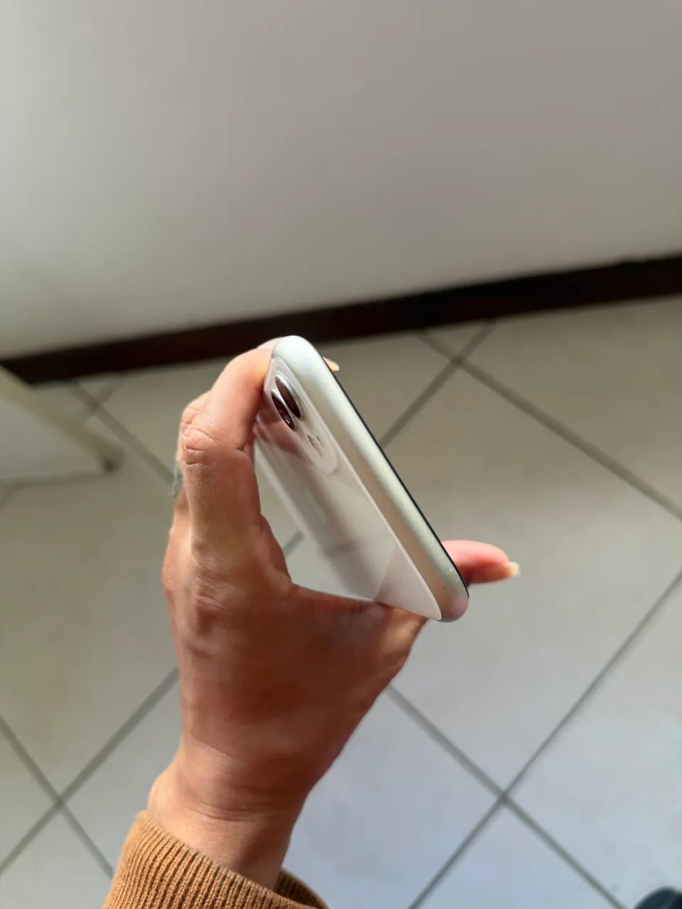 Iphone 11 128gb - Branco usado OTIMO ESTADO - Foto 5
