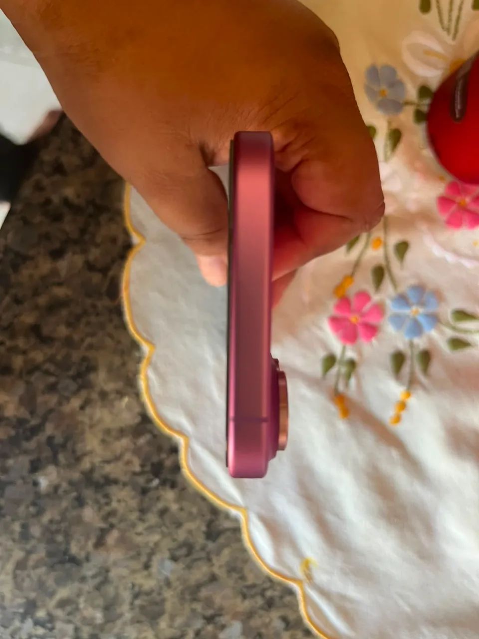 iPhone 16