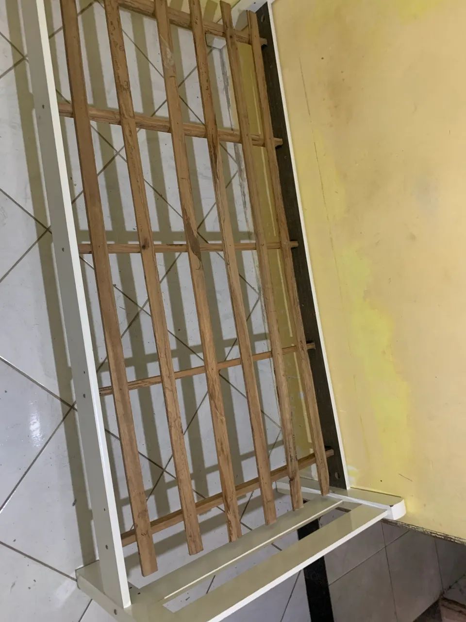 Cama solteiro 