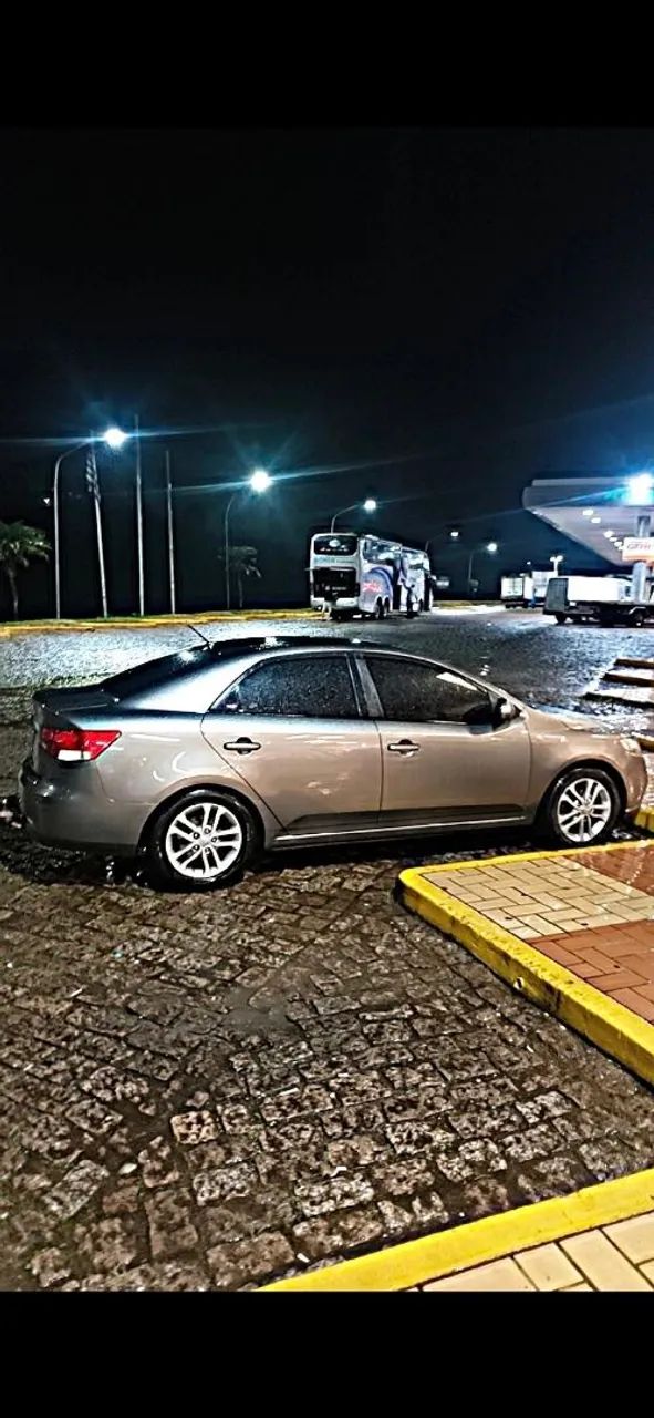 KIA Cerato 1.6 16V AUT. 2011