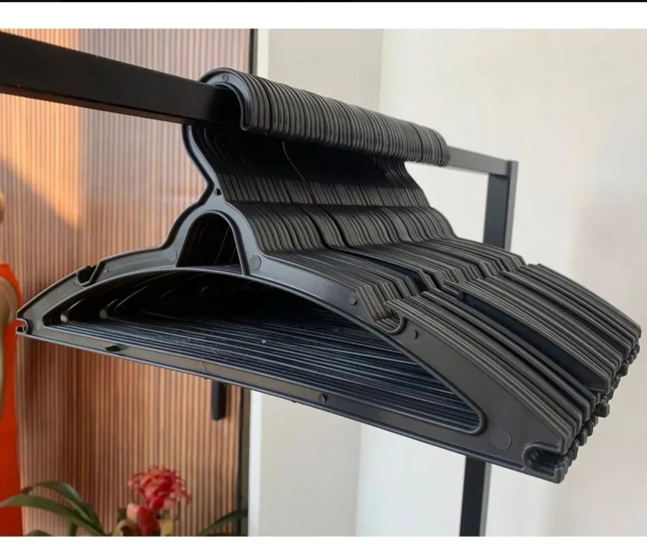 Cabides 100485442159746099205