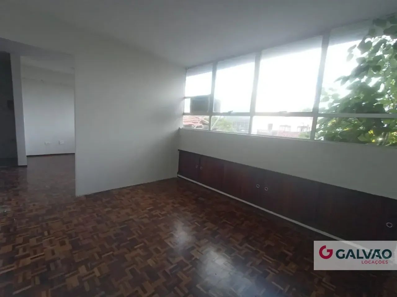 Conjunto Comercial no Centro Cívico, com vaga de garagem - Foto 5