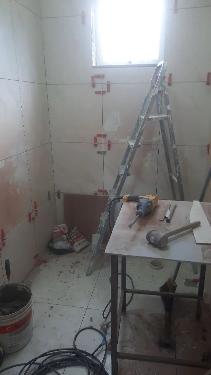 Preciso de pintor urgente 