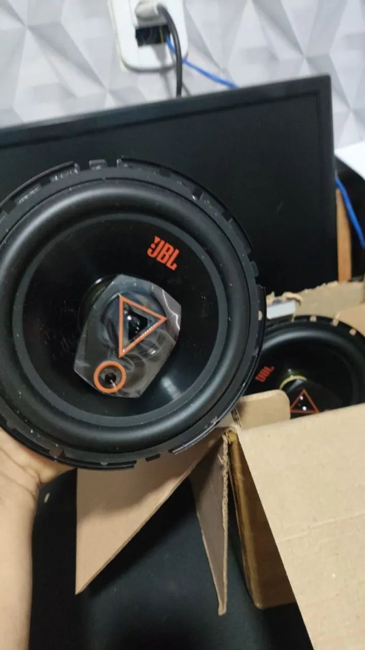 Vende-se alto falante da JBL original com garantia aceito cartão, parcela com a taxa  - Foto 2
