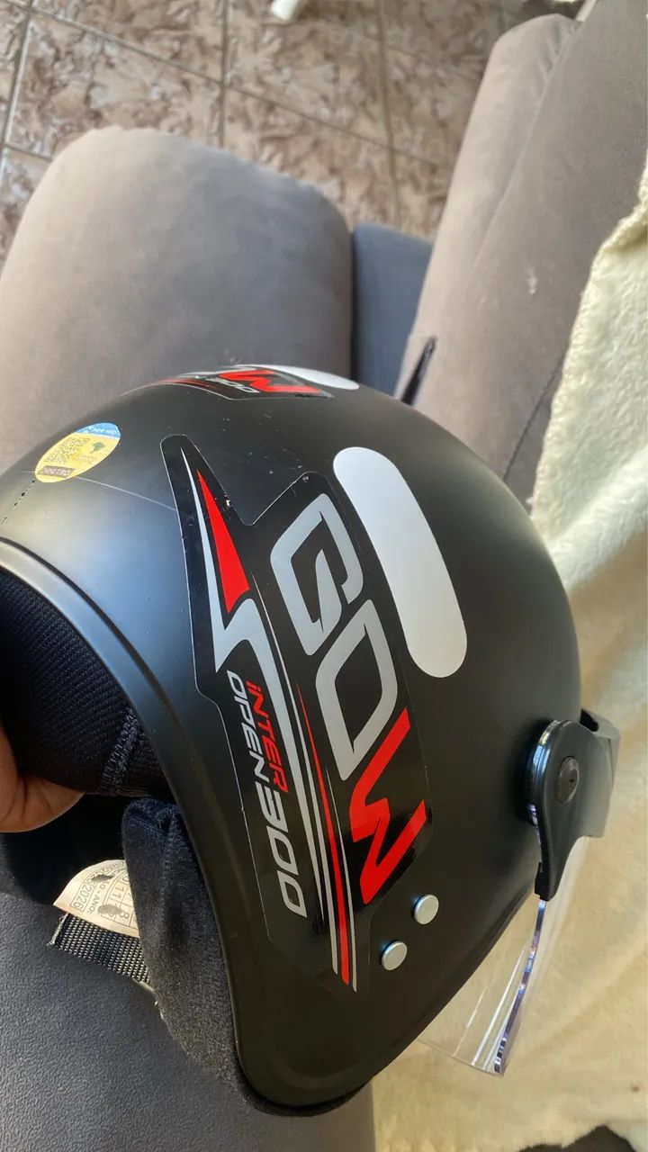 Capacete de moto.  - Foto 4