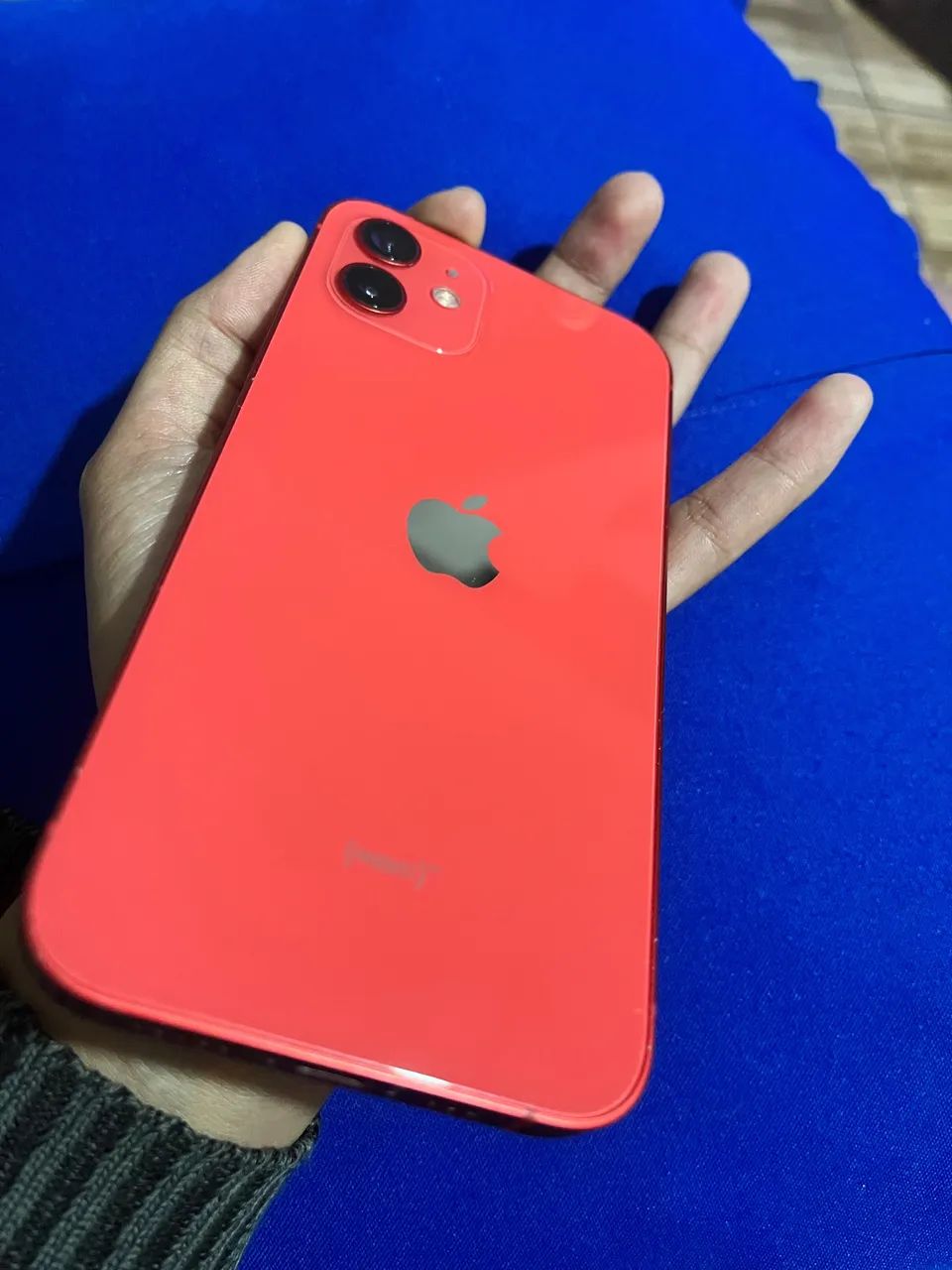 iPhone 12 64GB Red - Foto 2