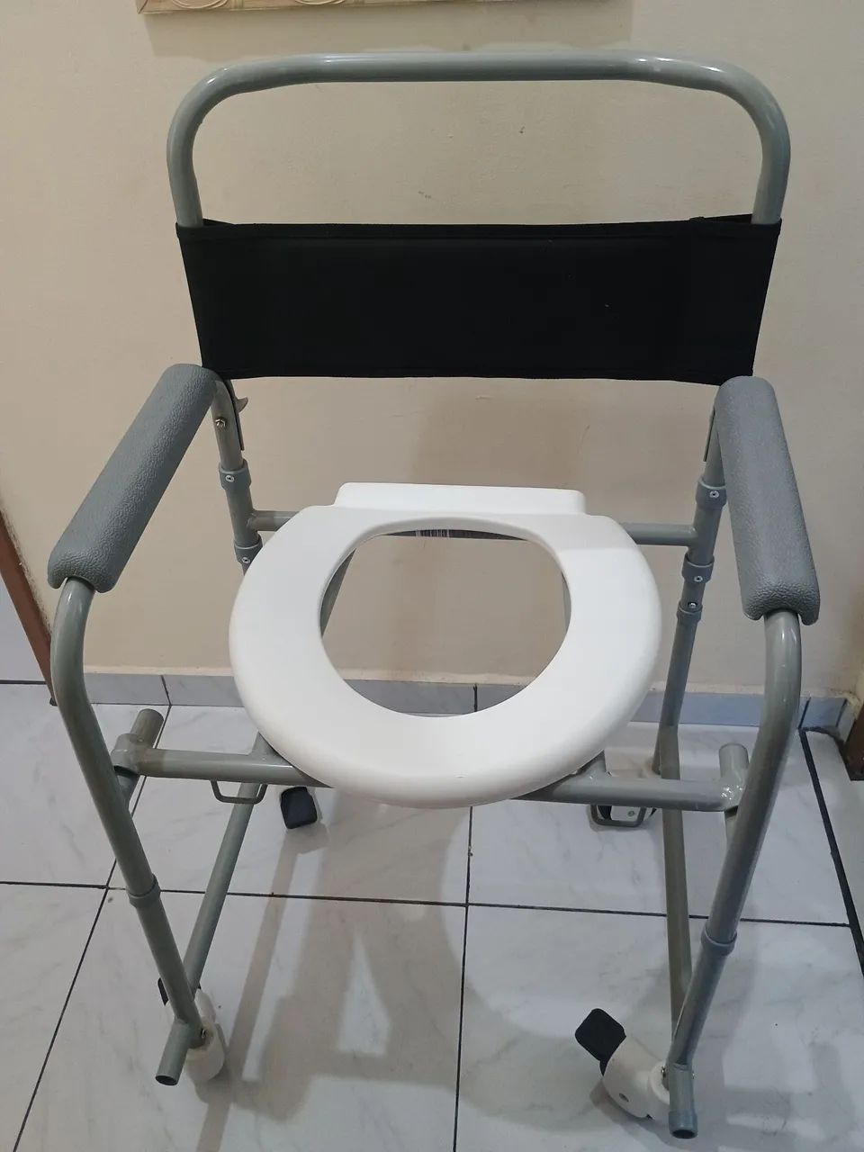 Cadeira de banho  - Foto 2