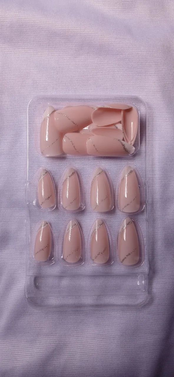 24 unhas postiças realista  - Foto 5