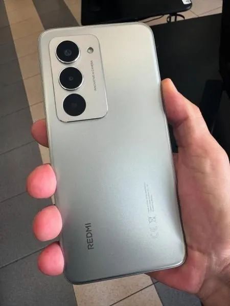 Celular Xiaomi Redmi 15 4G 144Hz 7000mAh 50MP IA Android 15 - Foto 3