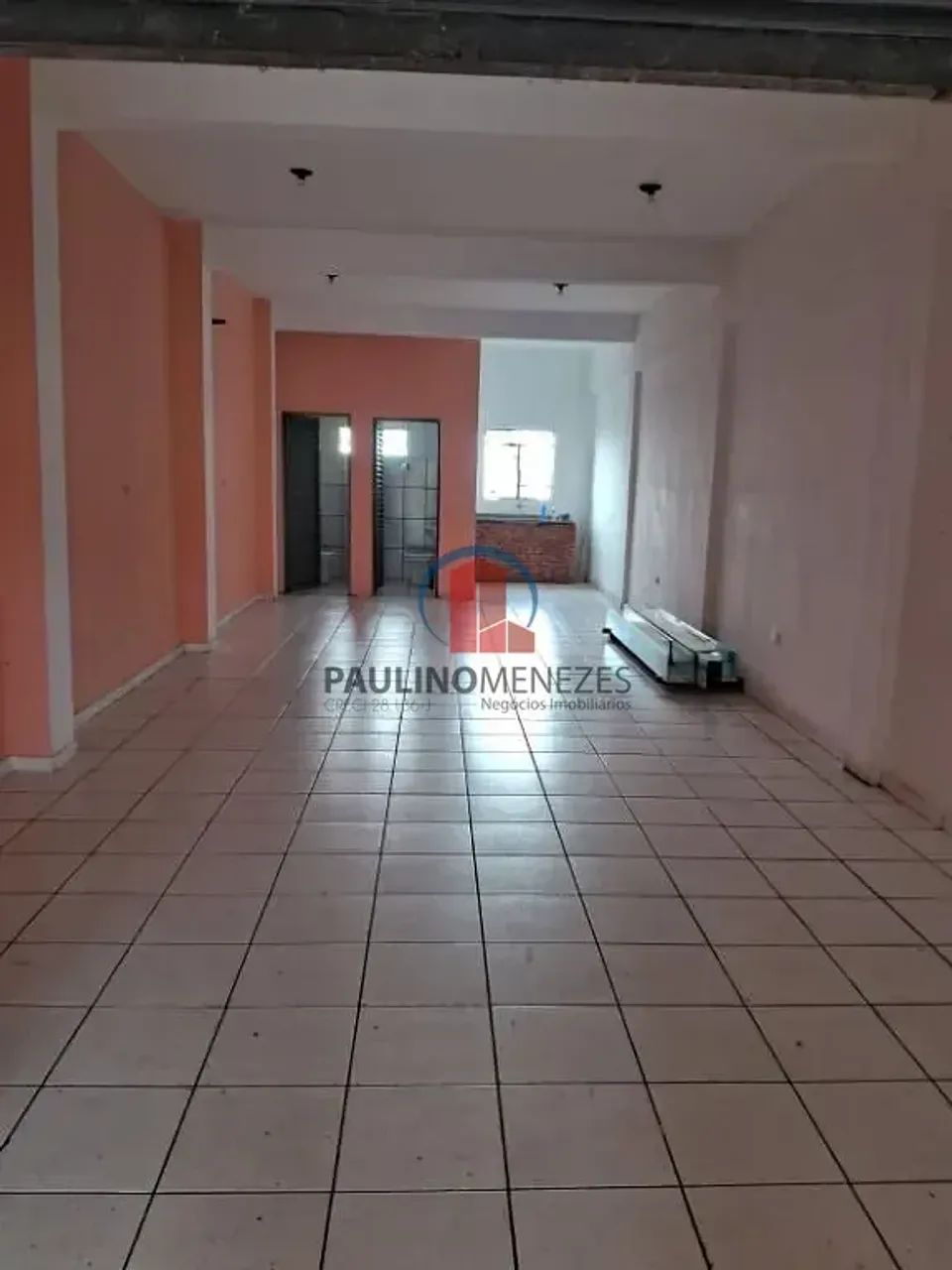 Salão Comercial para alugar por R$ 1.782/mês - Vila Mathiesen - Americana/SP