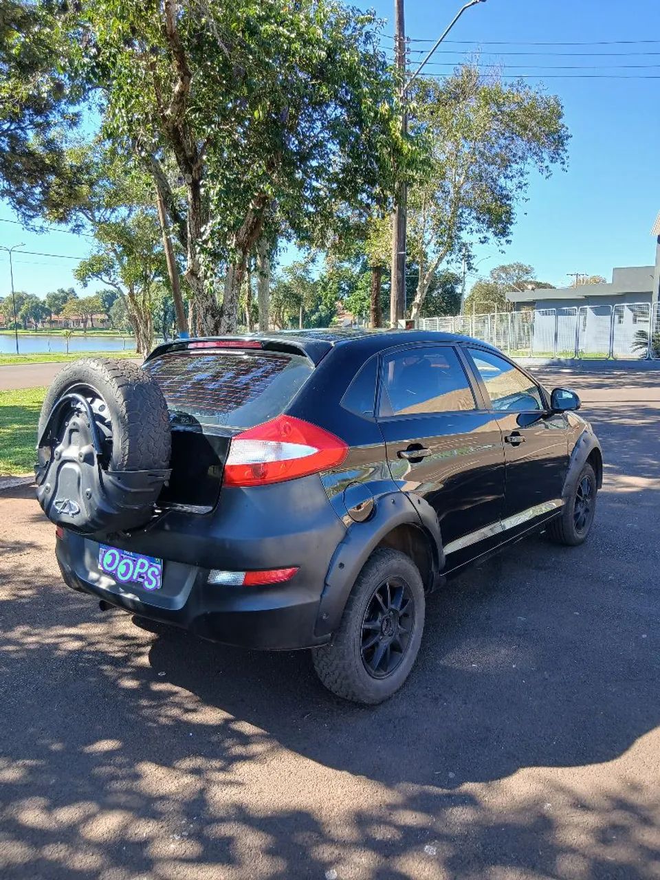 Chery Celer Hatch 1.5 16V Flex 5P 2014