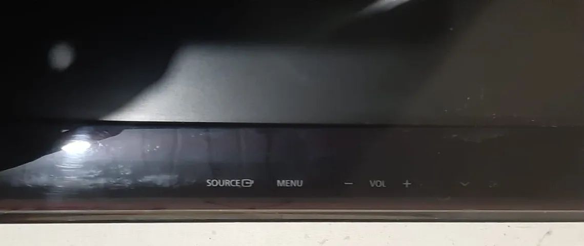 TV Samsung LED 27" Full HD - TA550 PRA VENDER HOJE - Foto 4