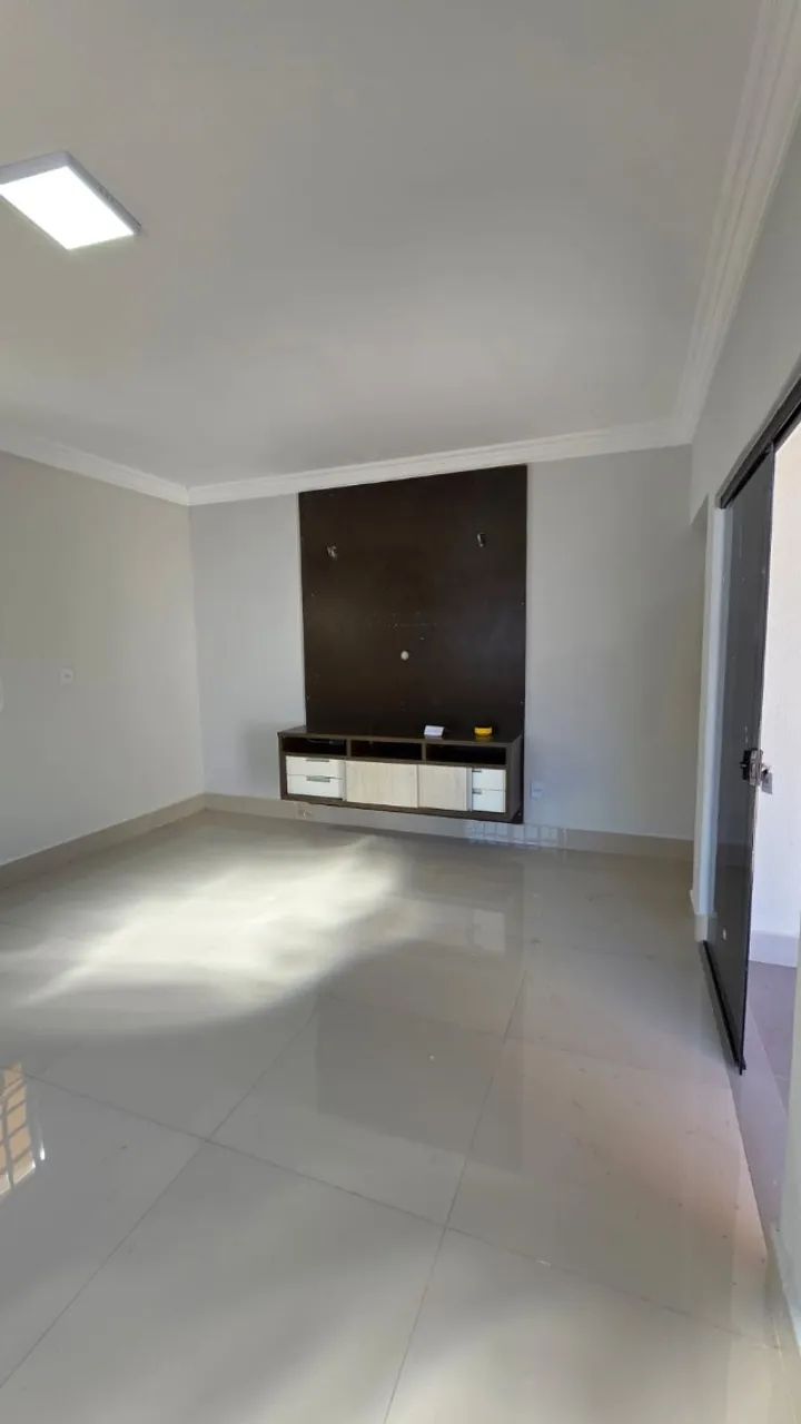 Casa reformada com 03 quartos (2 suítes) para alugar no Jd Universitario - Foto 4
