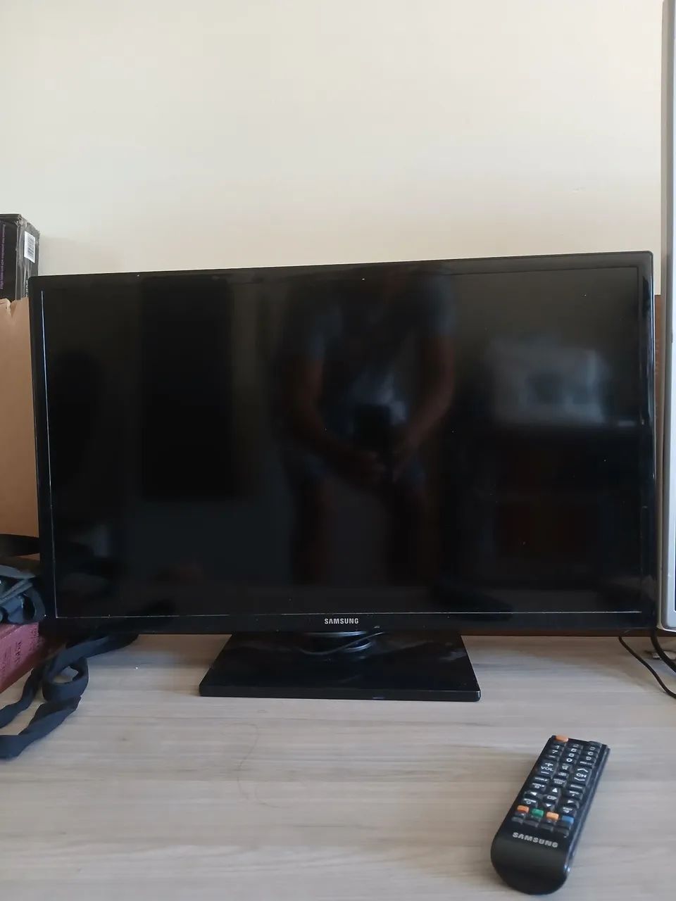 Tv Samsung 28 polegadas.