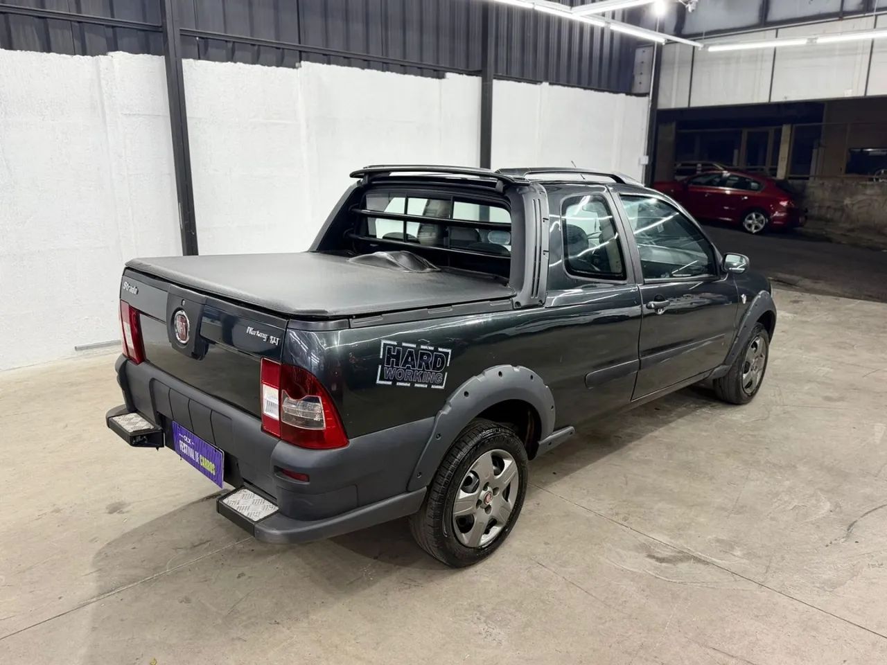 Fiat Strada Working Hard 1.4 Fire Flex 8V CD 2011 - Foto 4
