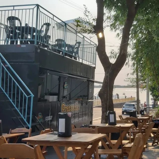 Container 460258199335096320
