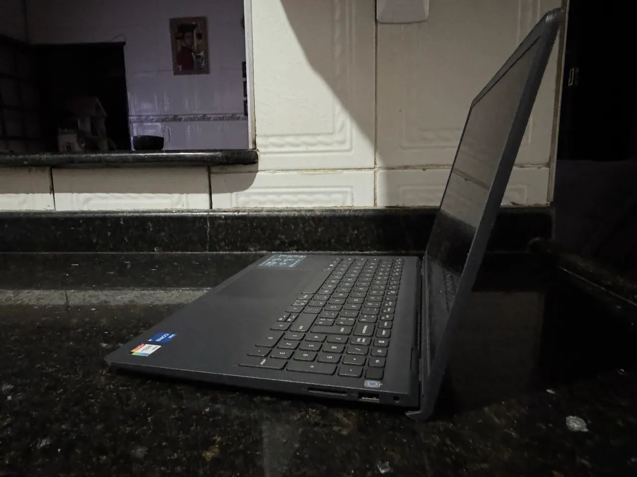  Notebook Dell Inspiron i15 3000 - Ótimo estado - Foto 3