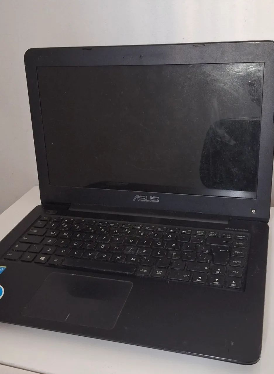 Notebook ASUS Core i3 - Ideal para Estudar, Trabalhar e Navegar!