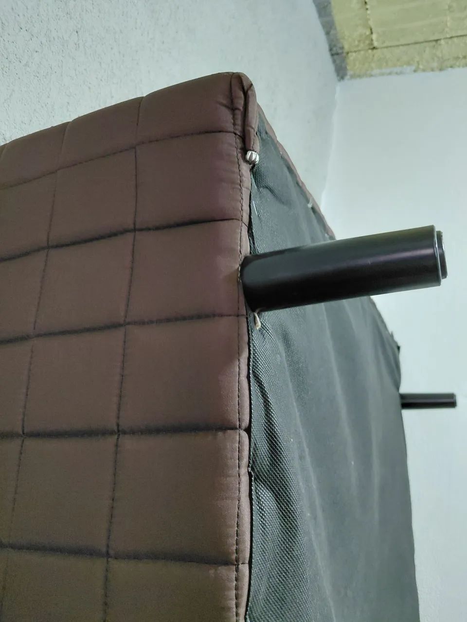 Base Box para colchão solteiro - cor marrom - excelente estado - Foto 4