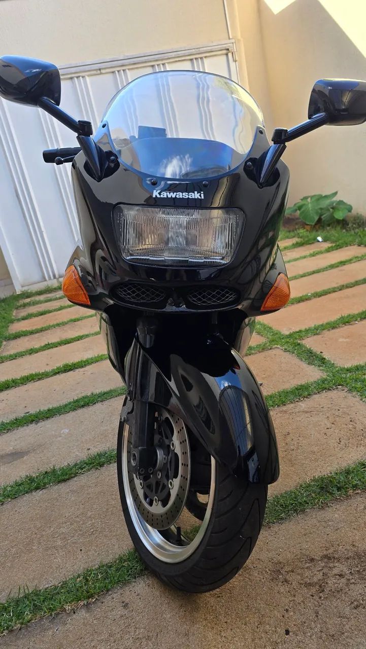 Kawasaki Zx-11 1100cc 1995 - 1501703161 | OLX