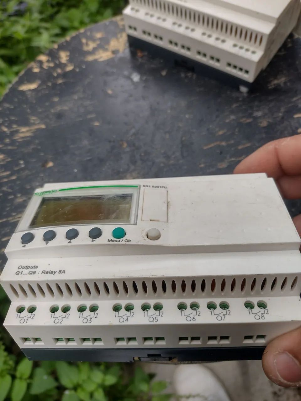 CLP SCHNEIDER ZELIO SR2 100 á 220V - Foto 3