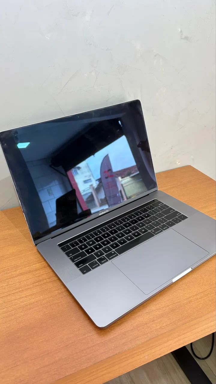 MacBook Pro 15? 2016 i7 16GB Radeon Pro 450 - Notebooks - Santa