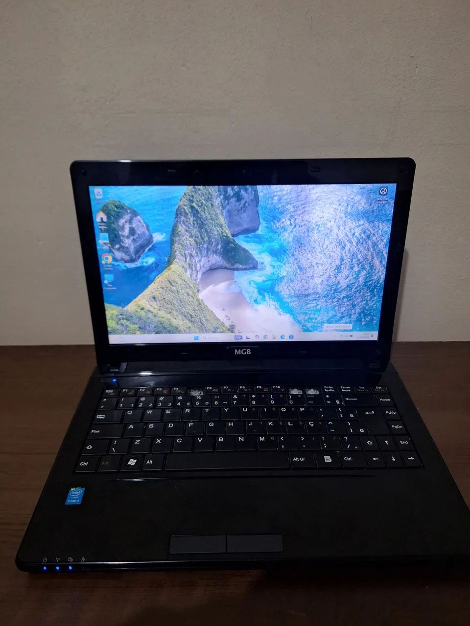 Notebook MGB Core i3 | 4GB RAM | HD 500GB - Com Windows 10