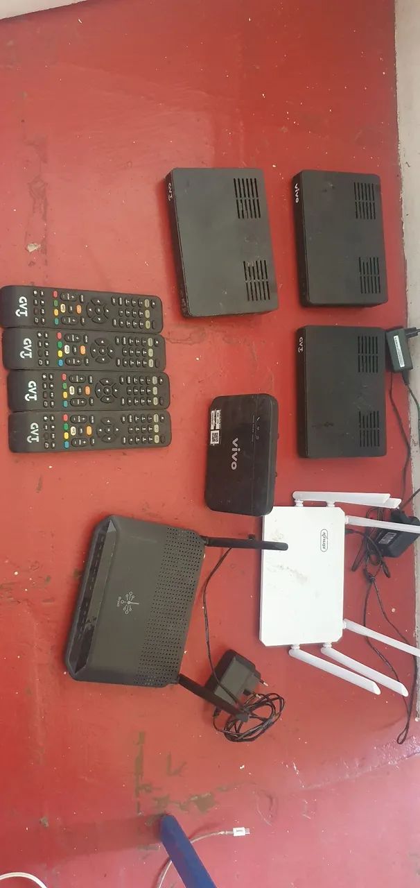 Vendo roteadores e receptores 