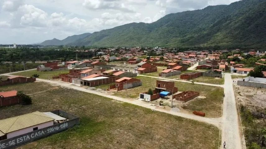 Lote Pronto P/ Construir Em Pacatuba, Próximo Ao Centro E Ao Batalhão Do Raio 