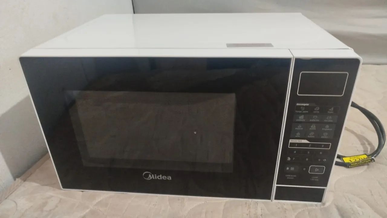 Vendo um microondas, uso só uma vez 