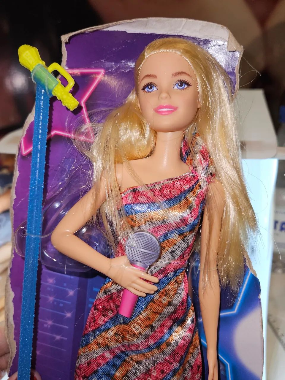 Barbie cantora Malibu - Foto 4